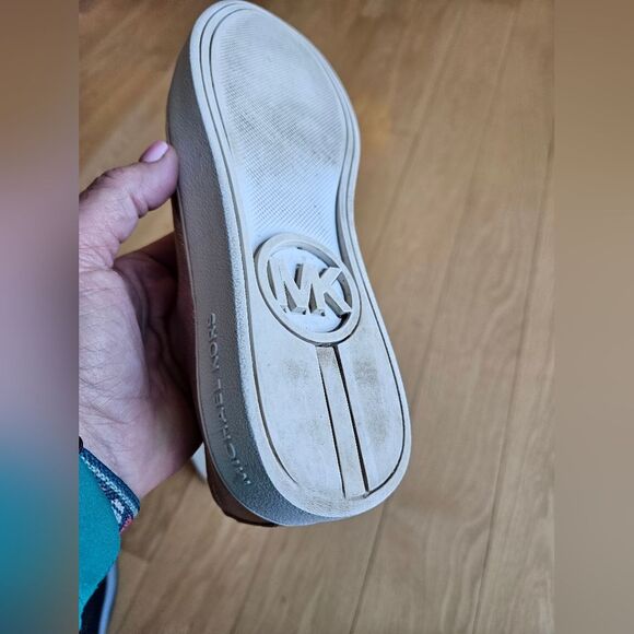 Michael Kors Women Keaton Slip-on Rose Gold Metallic Leather Lasercut Sneaker 7M - Picture 5 of 10